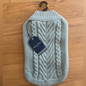 NWT NAUTICA Dog Cable knit Sweater Sz M Light Blue